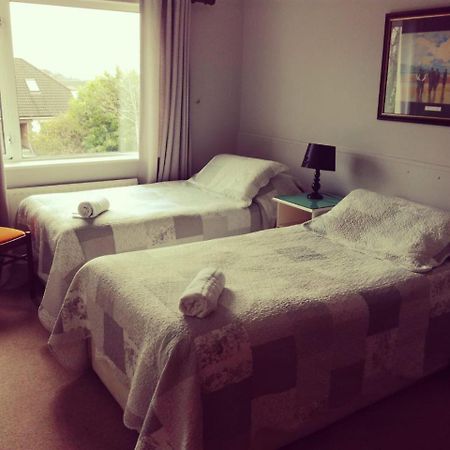 Amber Lodge Budget Accommodation กัลเวย์ ภายนอก รูปภาพ