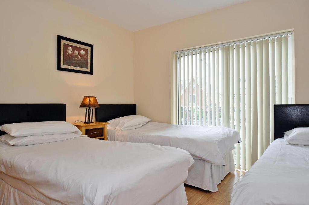 Amber Lodge Budget Accommodation กัลเวย์ ห้อง รูปภาพ
